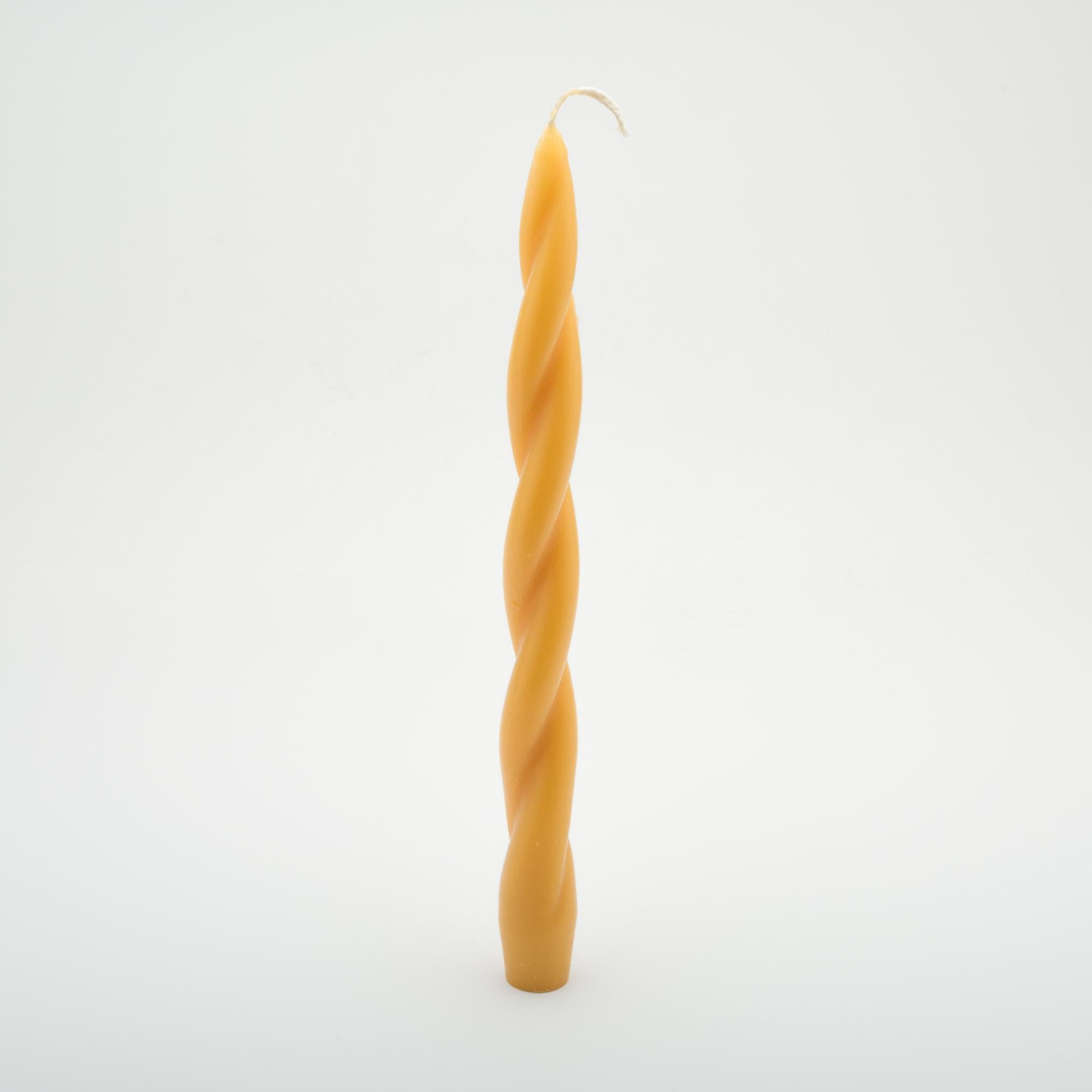 candela in cera d'api di 30 cm intrecciata